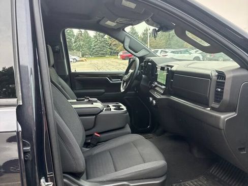 Used 2023 GMC Sierra 1500 Elevation AWD/4WD image 9