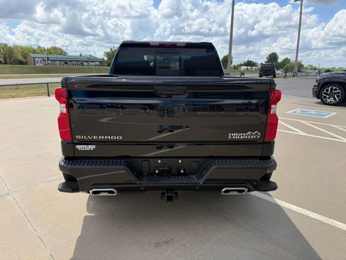 New 2026 Chevrolet Silverado 1500 High Country AWD/4WD image 6