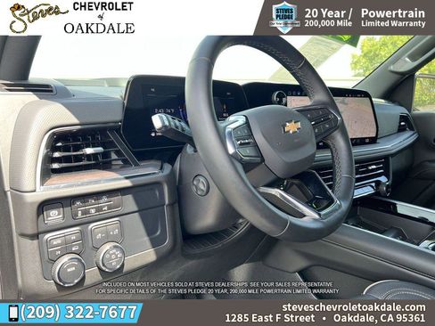 Used 2025 Chevrolet Suburban Premier AWD/4WD image 14
