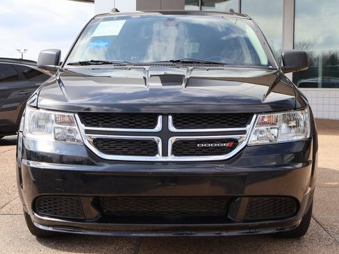 Used 2020 Dodge Journey SE w/ SE Popular Equipment Group image 8