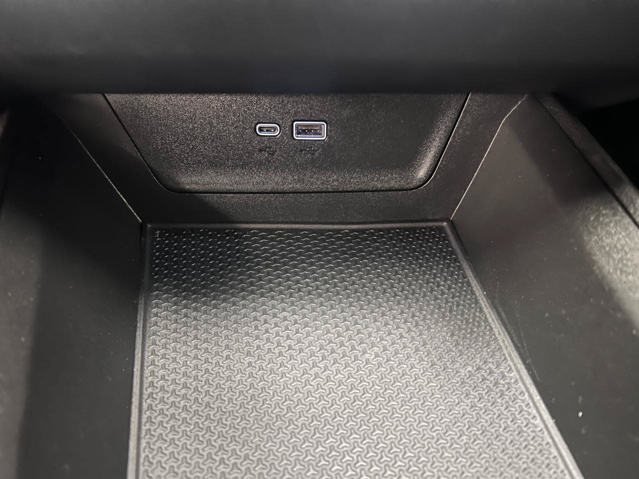 Used 2025 Chevrolet Equinox LT FWD image 61