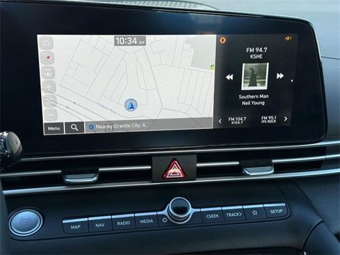 Used 2023 Hyundai Elantra SEL w/ Convenience Package image 15