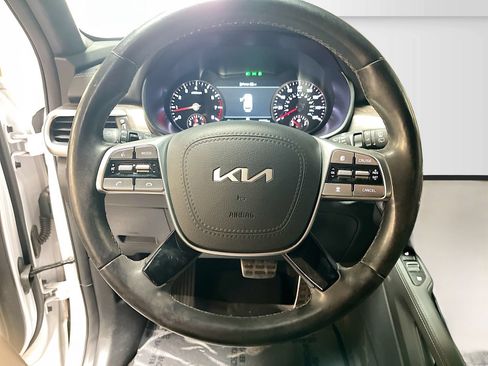 Used 2022 Kia Telluride SX w/ SX Prestige Package AWD/4WD image 11