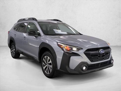 Used 2024 Subaru Outback Premium AWD/4WD image 3