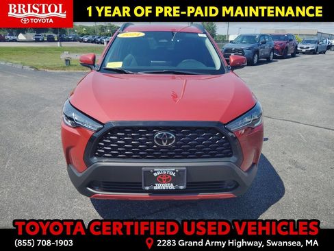 Certified 2024 Toyota Corolla Cross LE AWD/4WD image 2