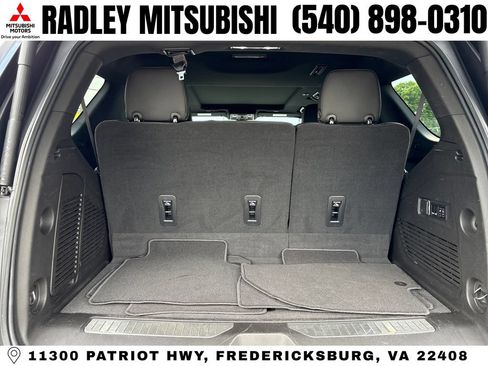 Used 2021 Chevrolet Tahoe Premier AWD/4WD image 15