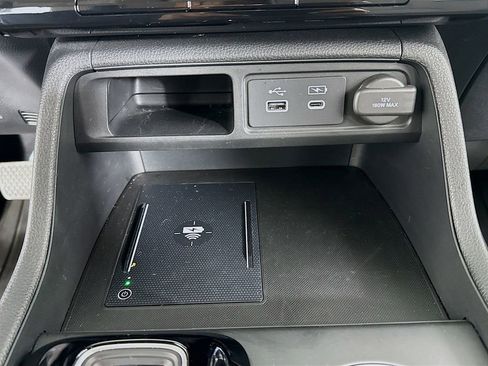 Certified 2025 Honda Pilot EX-L image 18