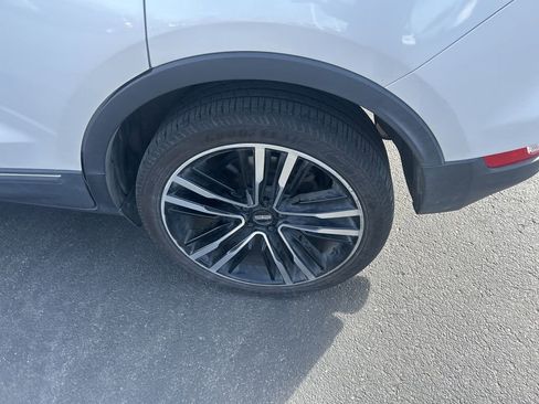 Used 2017 Lincoln MKC Reserve image 17