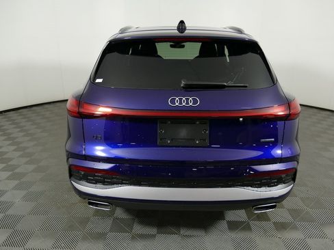 New 2025 Audi Q5 Prestige image 4