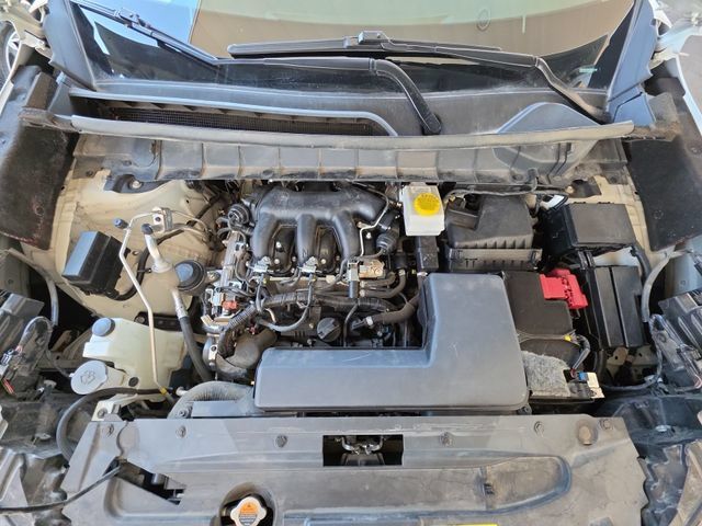 Used 2023 Nissan Pathfinder SV w/ SV Black Package AWD/4WD image 19