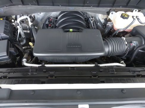 Used 2022 Chevrolet Silverado 1500 LT AWD/4WD image 30