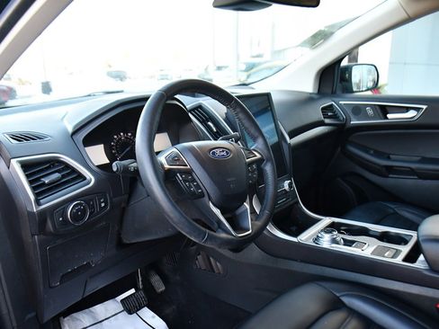 Used 2024 Ford Edge SEL w/ Convenience Package image 11