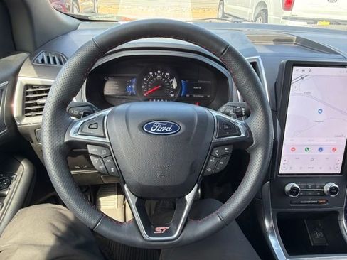 Used 2024 Ford Edge ST w/ Equipment Group 401A AWD/4WD image 17