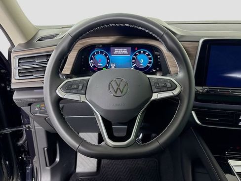 New 2026 Volkswagen Atlas SEL image 11