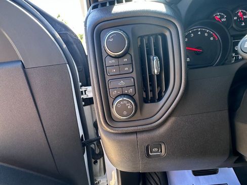 Used 2024 Chevrolet Silverado 1500 Custom Trail Boss AWD/4WD image 7