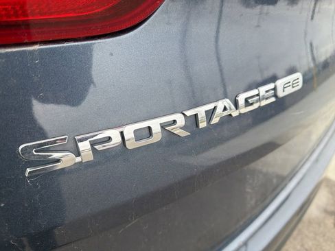 Used 2017 Kia Sportage LX w/ LX Popular Package image 4
