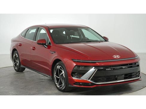 New 2026 Hyundai Sonata SEL image 1