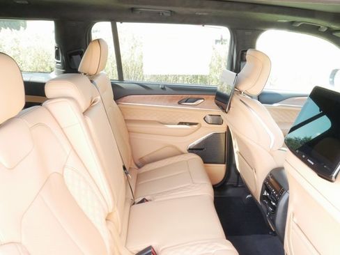 New 2025 Jeep Grand Cherokee L Summit image 23