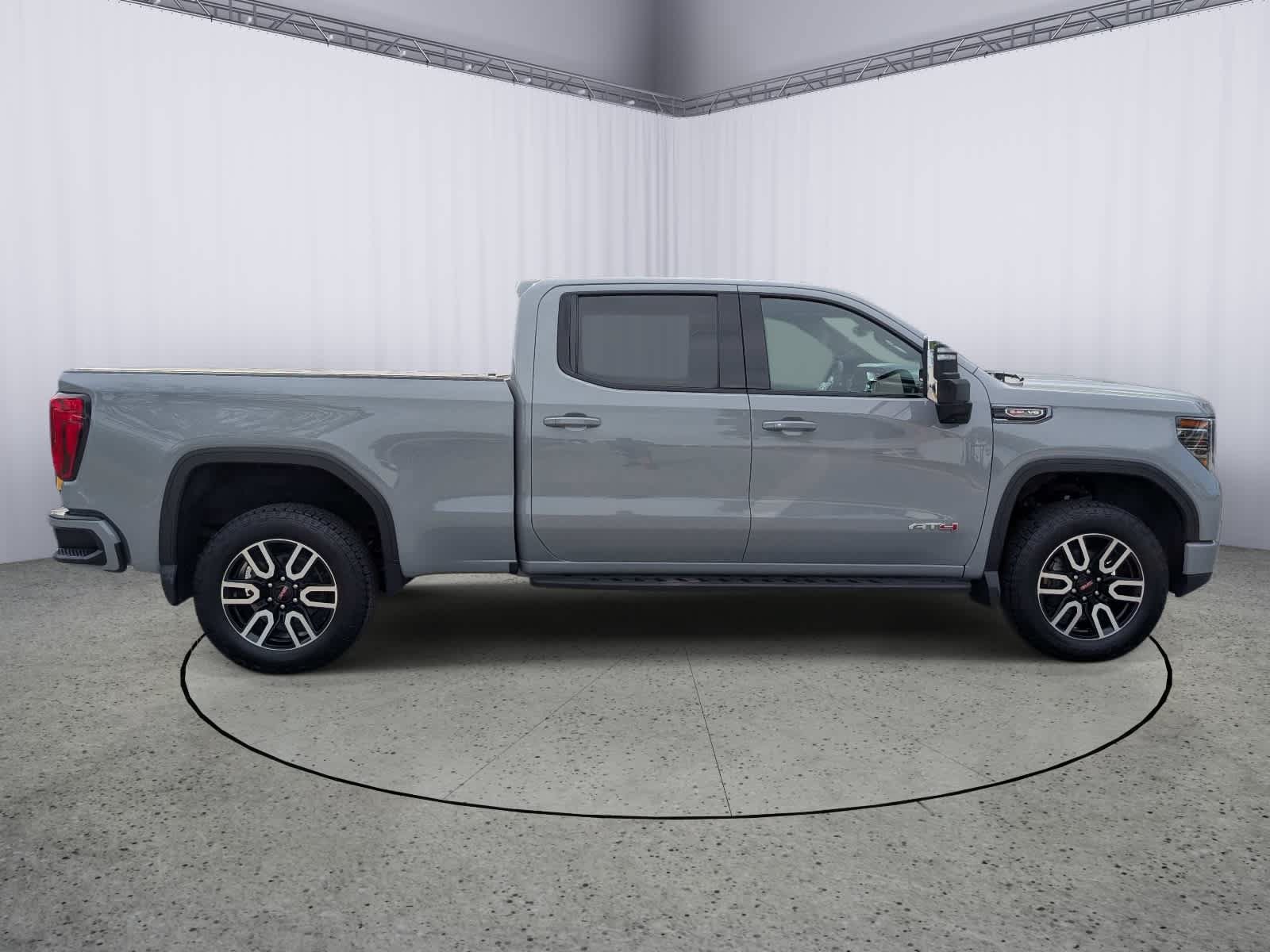 Certified 2024 GMC Sierra 1500 AT4 w/ Technology Package AWD/4WD image 2