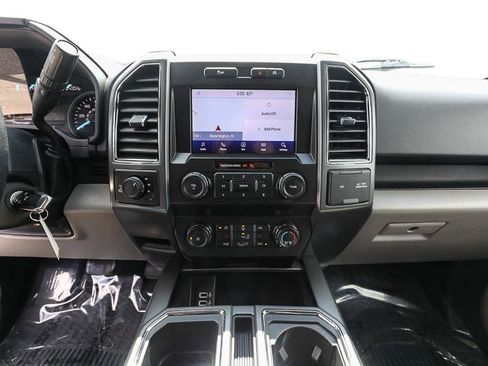Used 2020 Ford F150 XLT w/ Equipment Group 302A Luxury AWD/4WD image 17