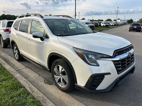 Used 2023 Subaru Ascent Premium w/ Convenience Package AWD/4WD image 2