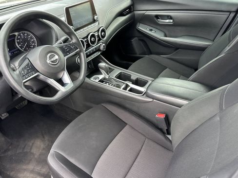 Used 2025 Nissan Sentra SV FWD image 12