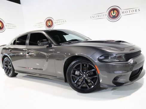 Used 2022 Dodge Charger R/T w/ Blacktop Package image 11