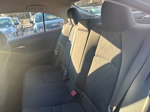 Used 2020 Toyota Corolla LE image 32