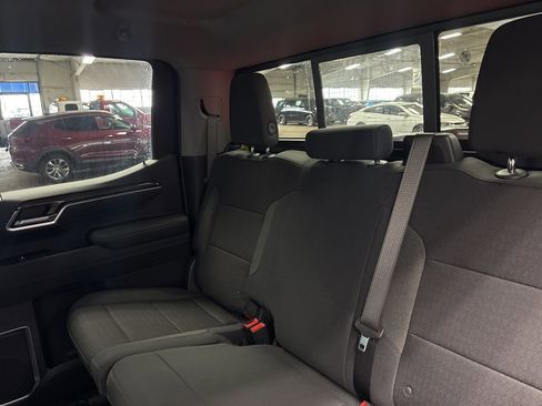 New 2026 Chevrolet Silverado 1500 LT w/ Z71 Off-Road Package AWD/4WD image 18