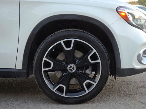 Used 2018 Mercedes-Benz GLA 250 image 12