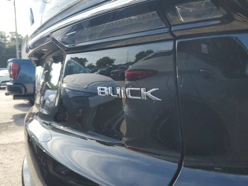 New 2026 Buick Enclave Avenir w/ Super Cruise Package FWD image 8