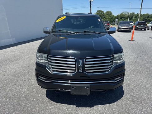 Used 2016 Lincoln Navigator L Select AWD/4WD image 2