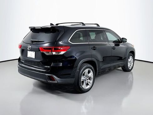 Used 2018 Toyota Highlander Limited image 5