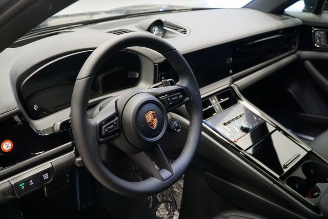New 2026 Porsche Panamera 4 AWD/4WD image 4