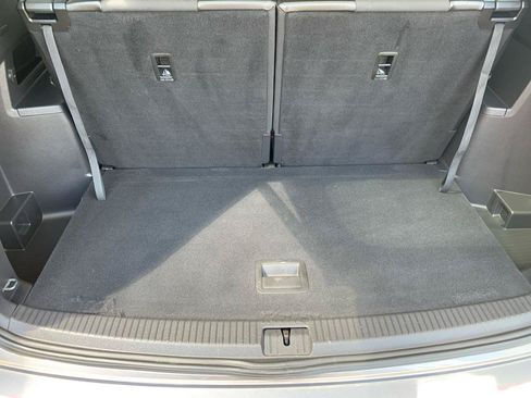 Used 2018 Volkswagen Atlas SE FWD image 18