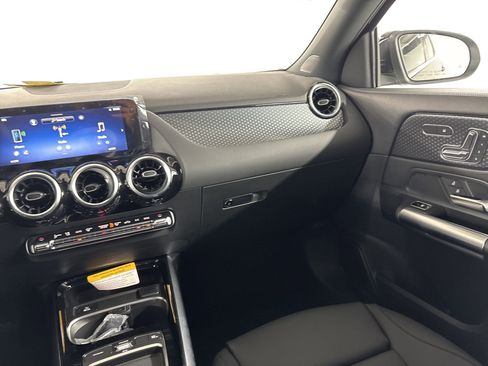 Certified 2026 Mercedes-Benz GLA 250 image 27