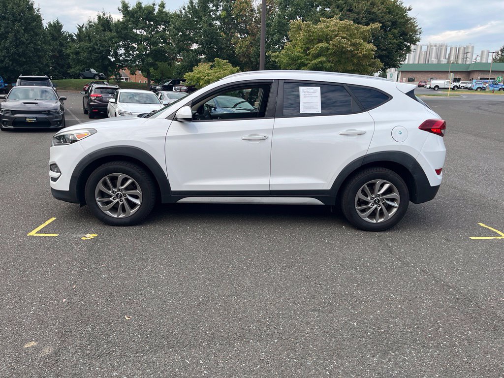 Used 2017 Hyundai Tucson SE w/ SE Popular Package 02 AWD/4WD image 4