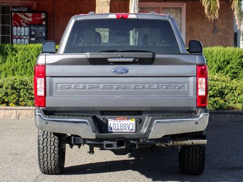 Used 2022 Ford F250 XLT w/ XLT Premium Package image 7