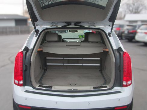 Used 2011 Cadillac SRX Premium image 9