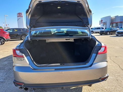 Used 2025 Toyota Camry SE image 23