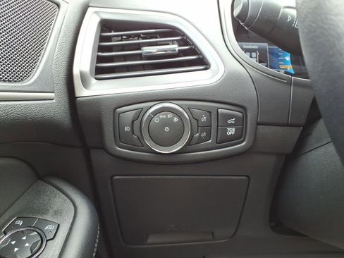 Certified 2023 Ford Edge SEL w/ Convenience Package AWD/4WD image 14