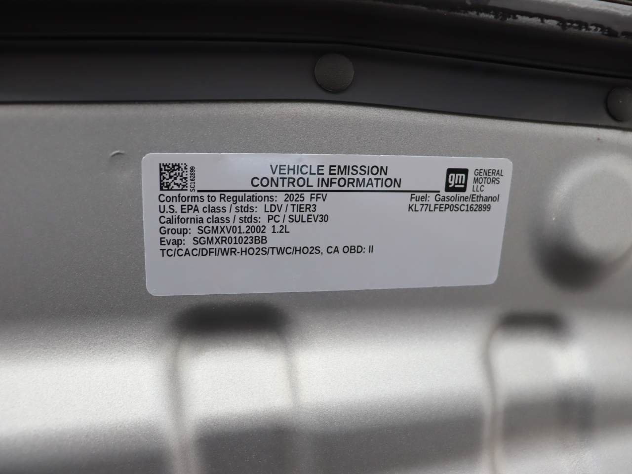 Used 2025 Chevrolet Trax LS FWD image 7