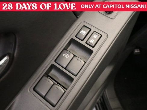 New 2025 Nissan Frontier SV w/ SV Convenience Package image 9