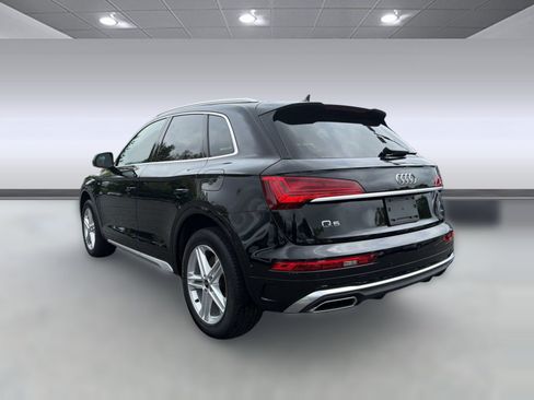 Used 2024 Audi Q5 e Premium w/ Convenience Package AWD/4WD image 3