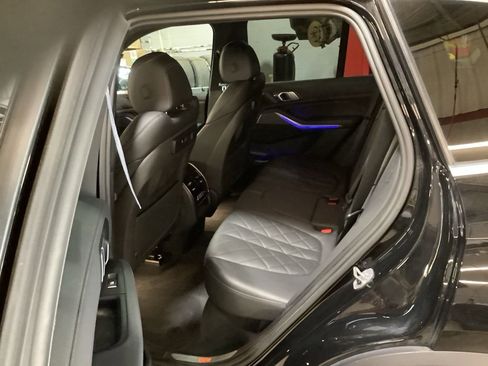 Used 2023 BMW X5 xDrive40i w/ Premium Package image 18