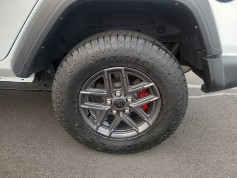 Used 2022 Jeep Wrangler Unlimited Sport AWD/4WD image 10