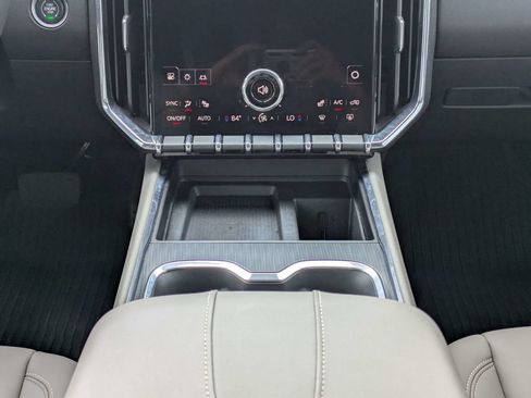 Used 2024 GMC Acadia Elevation w/ Luxury Package FWD image 25