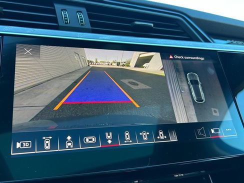 Certified 2024 Audi Q8 e-tron Premium Plus w/ Premium Plus Package image 32