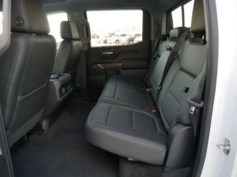 Used 2019 Chevrolet Silverado 1500 LT Trail Boss image 14