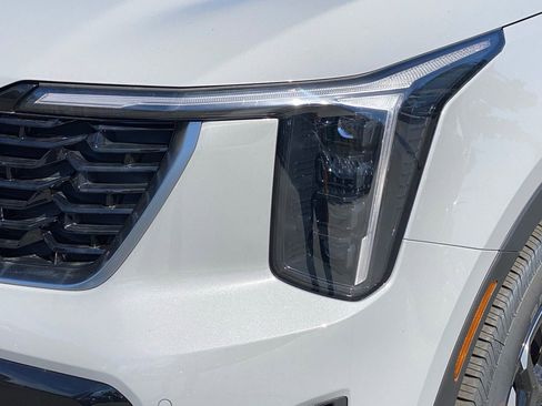 New 2026 Kia Sorento S w/ S Panoramic Sunroof Package image 8